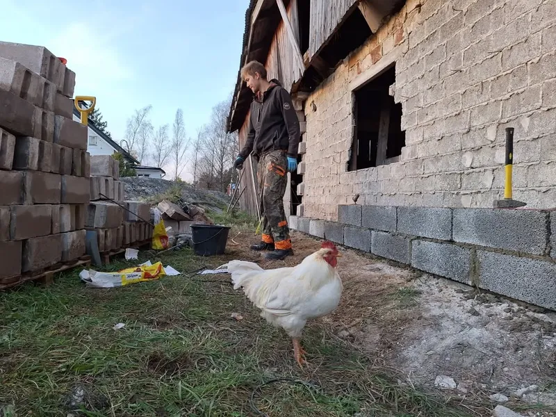 Rakennusprojekti etenee